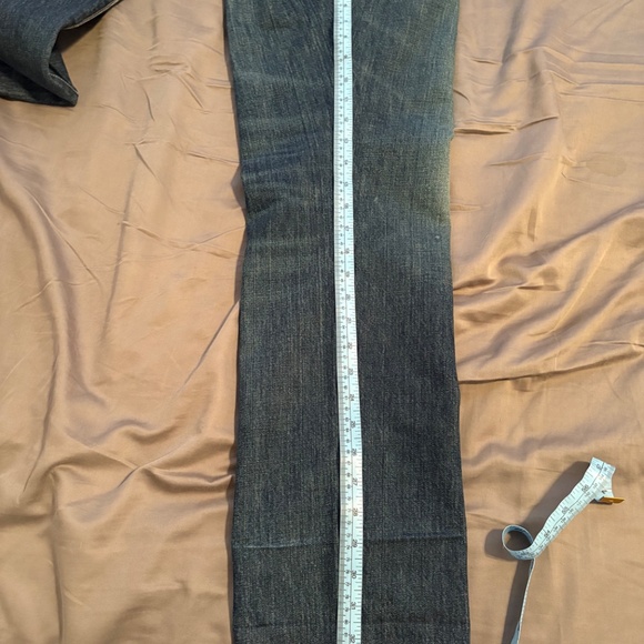 Two Pairs of Raleigh Denim Jeans 32x34 and 32x31 White Oak Cone Very Good Used - Picture 11 of 11